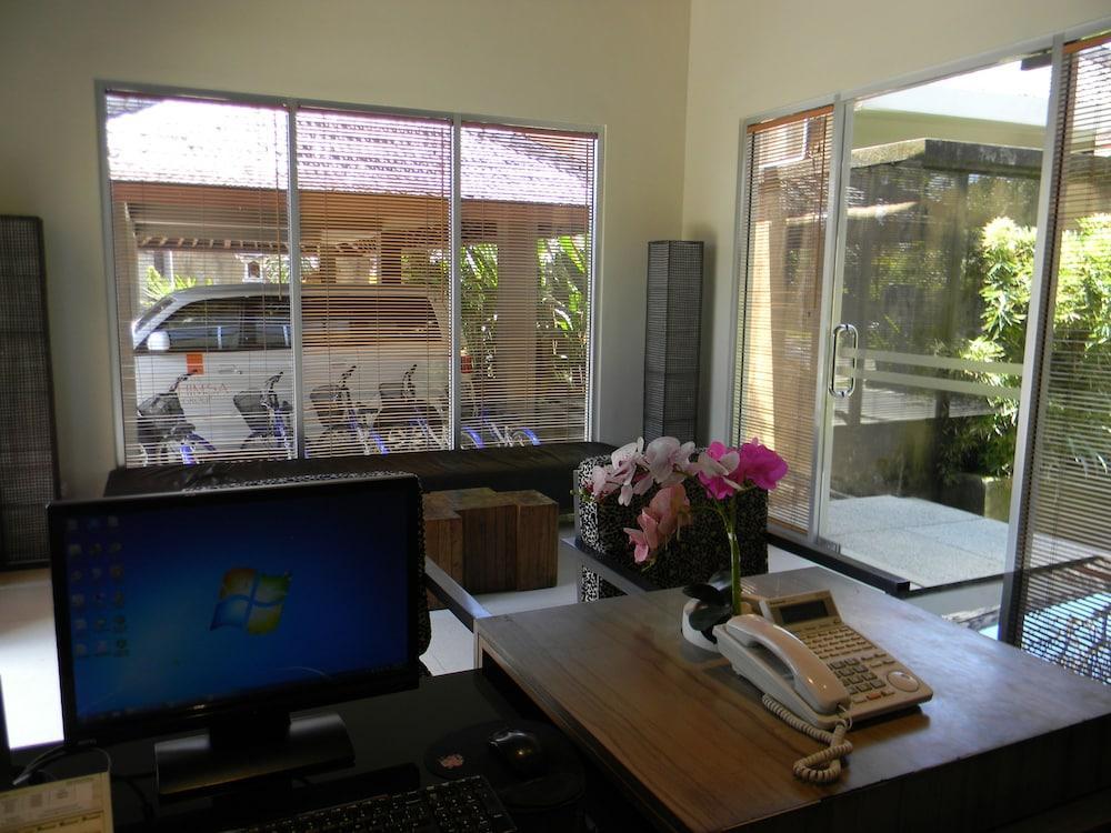 Ahimsa Beach Jimbaran  Exterior photo