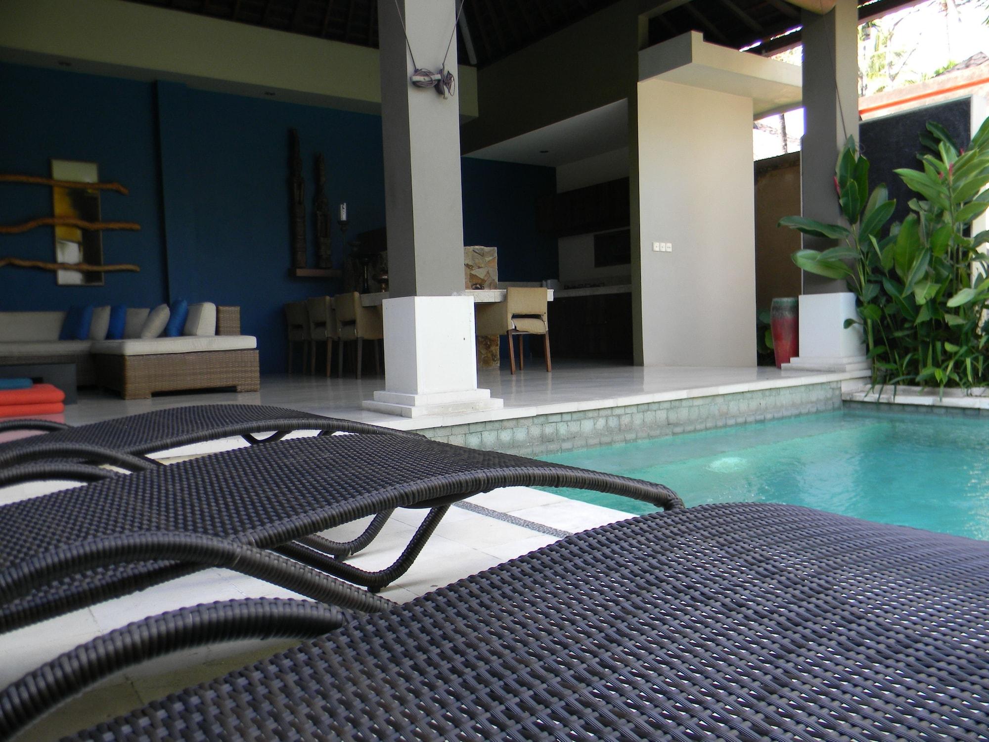 Ahimsa Beach Jimbaran  Exterior photo
