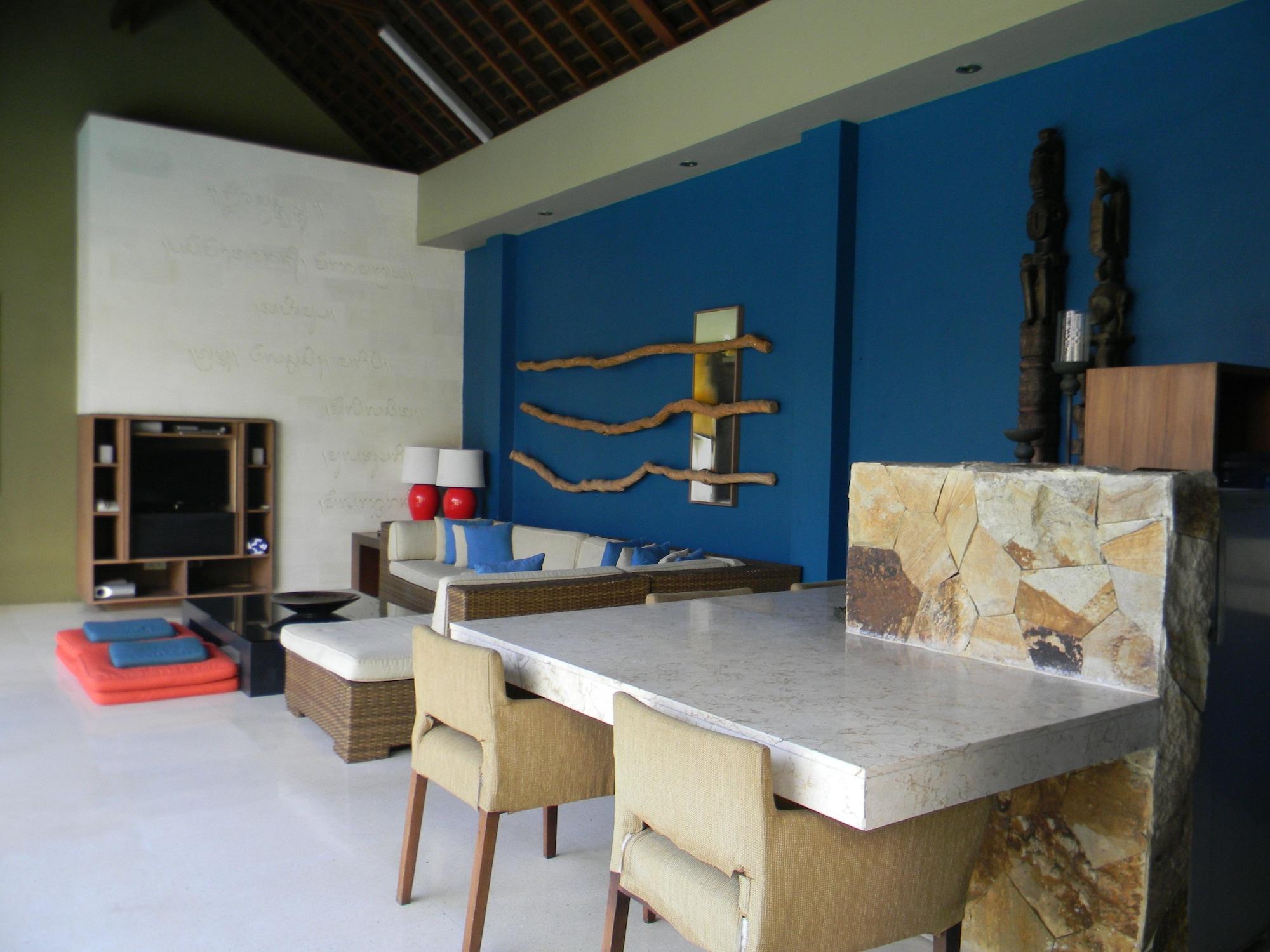 Ahimsa Beach Jimbaran  Exterior photo