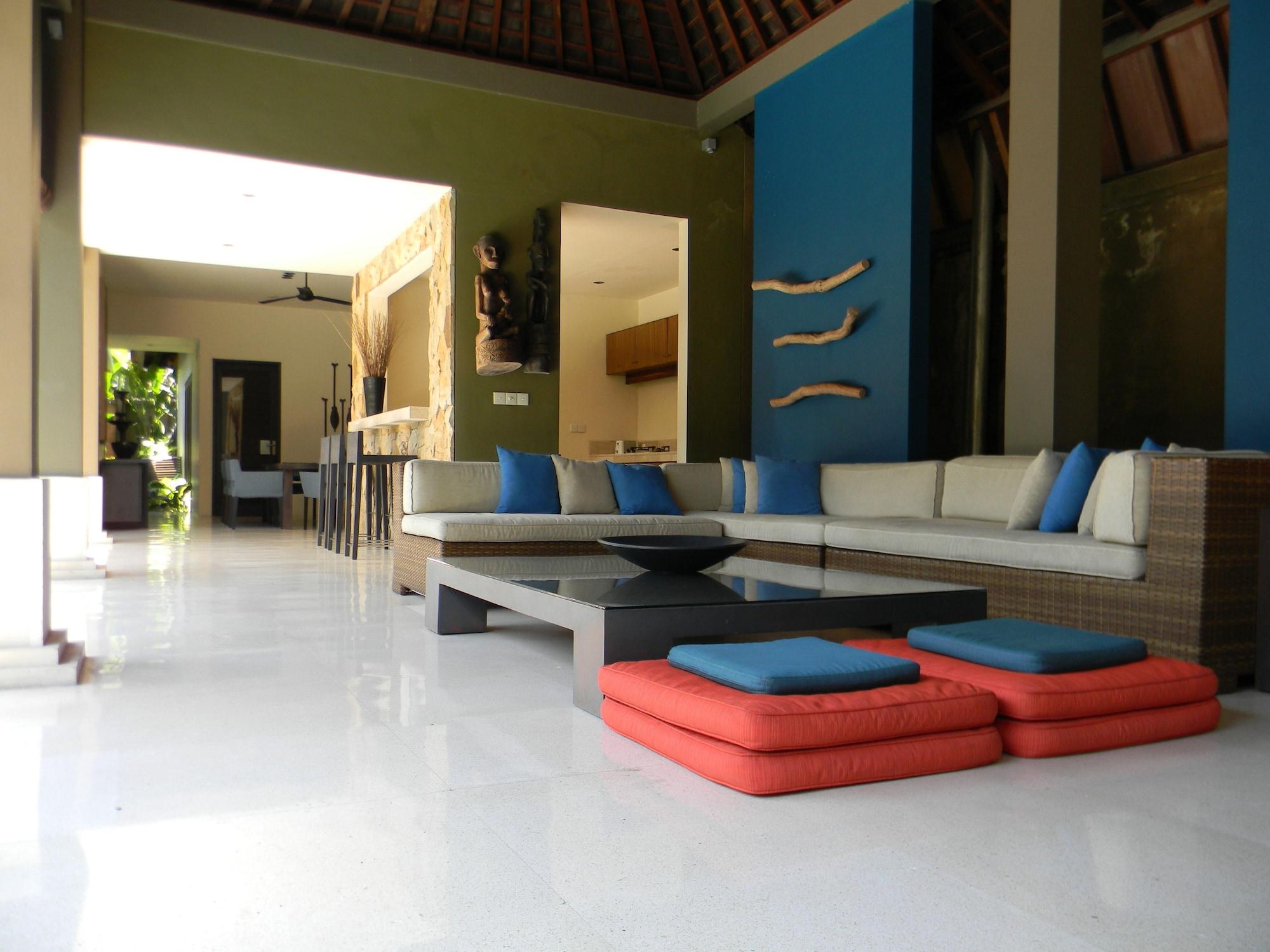 Ahimsa Beach Jimbaran  Exterior photo