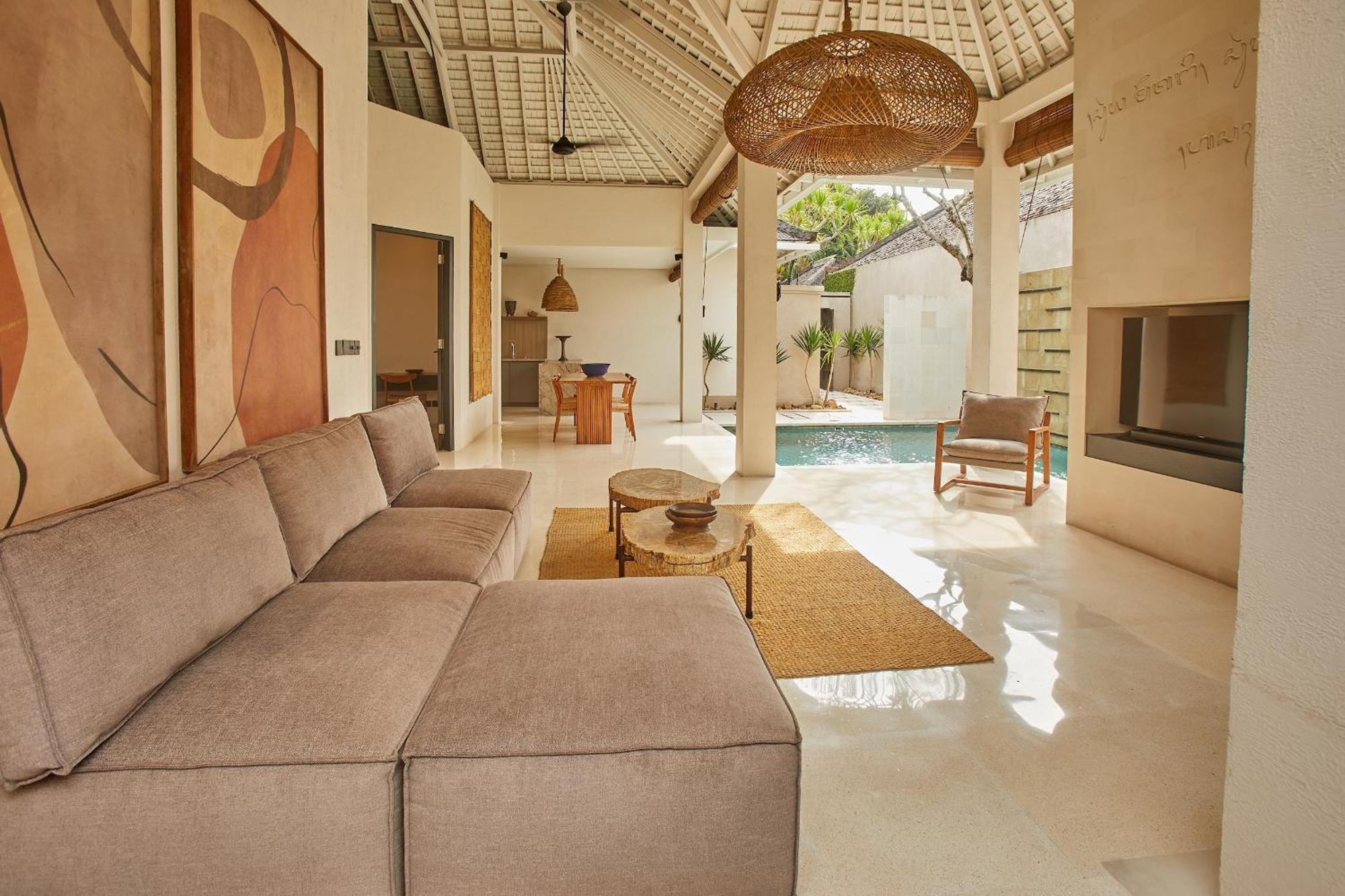 Ahimsa Beach Jimbaran  Exterior photo