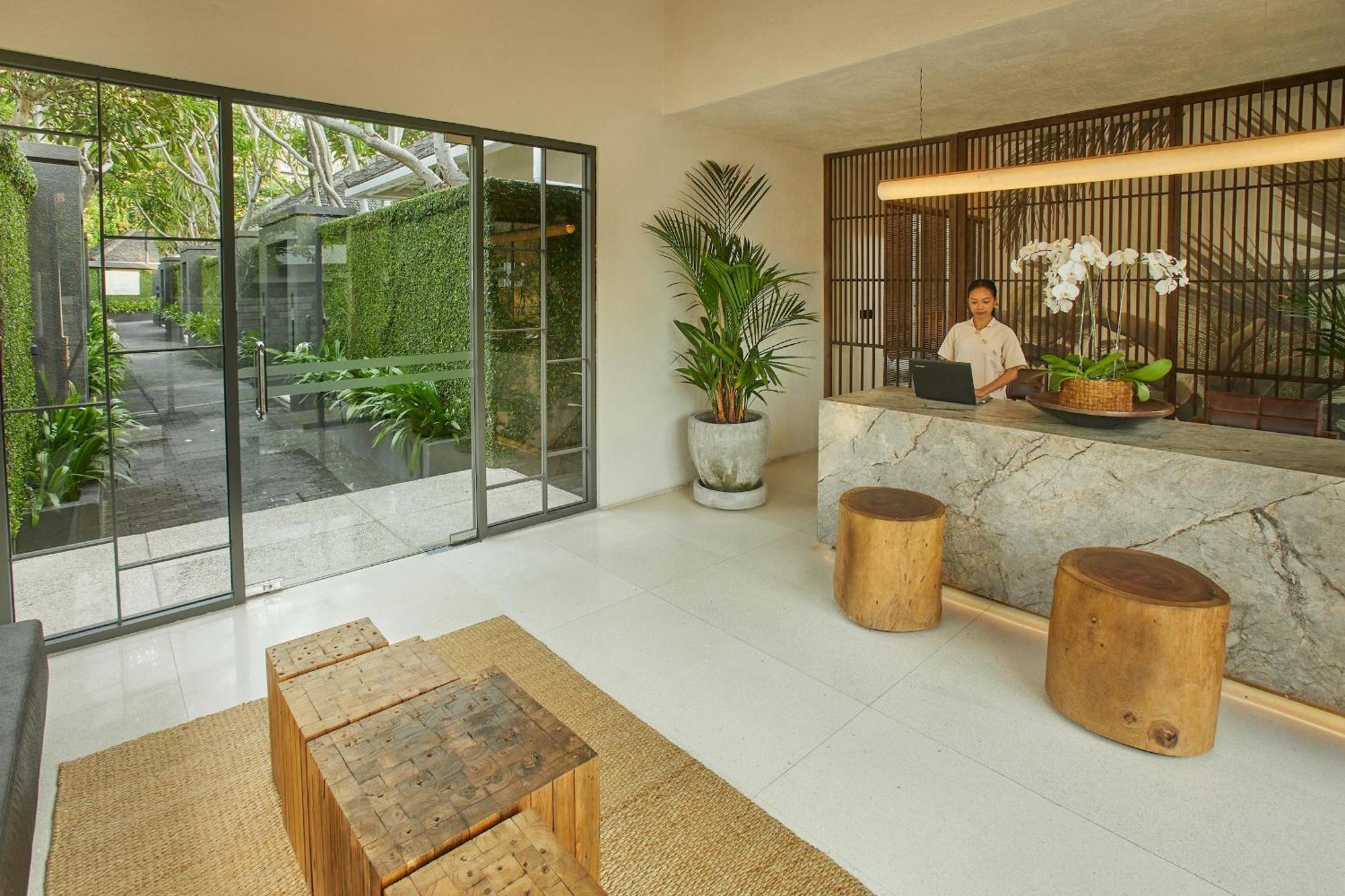 Ahimsa Beach Jimbaran  Exterior photo